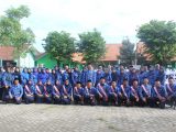 Dokumentasi Upacara dan Nasihat oleh KAPOLSEK Prambon Kabupaten Nganjuk di SMPN 2 Prambon